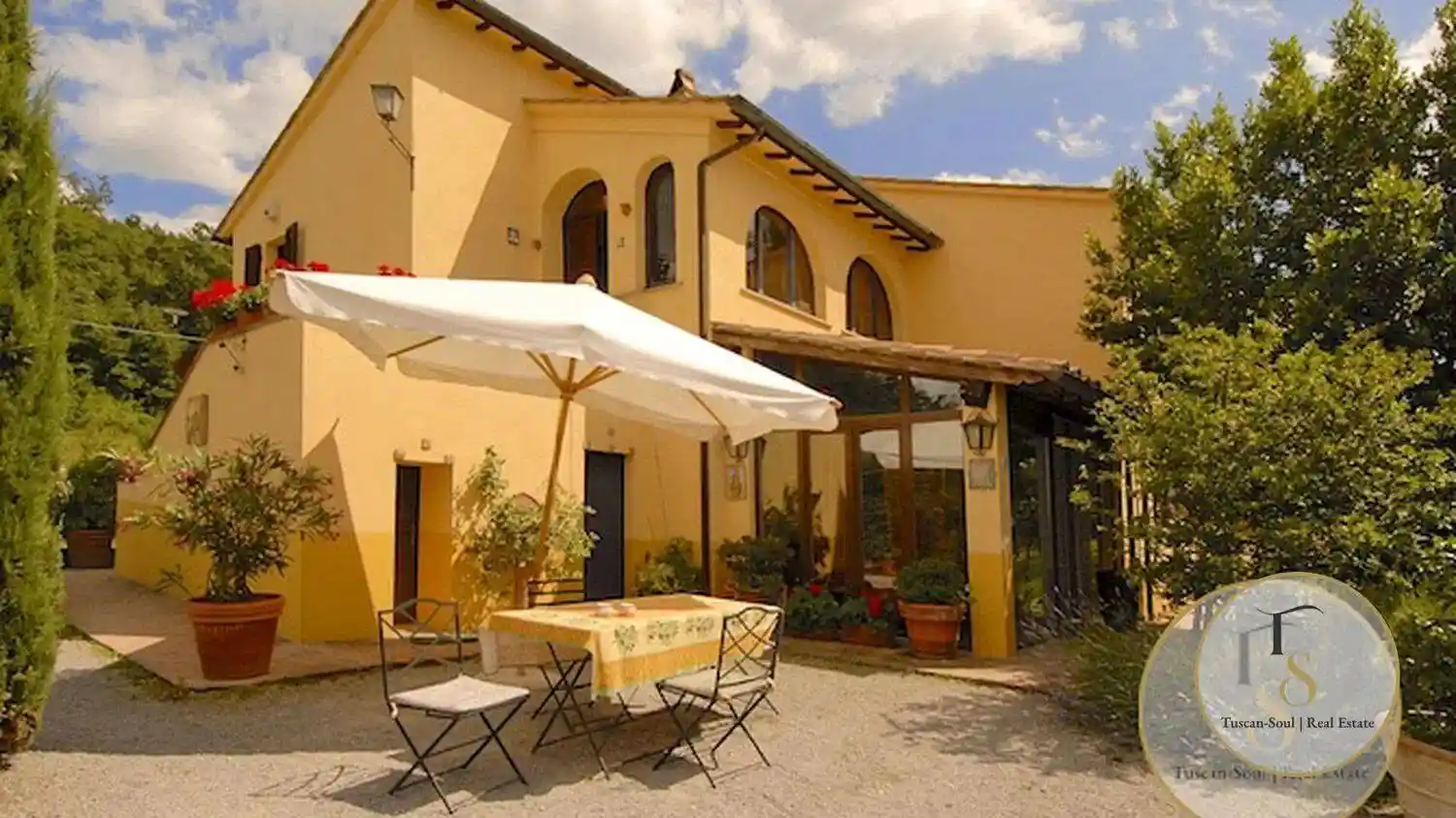 Villa in vendita a Sarteano
