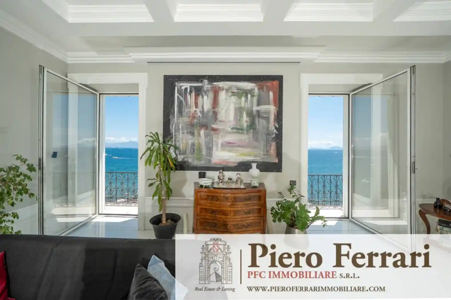 Appartamento in vendita a Napoli