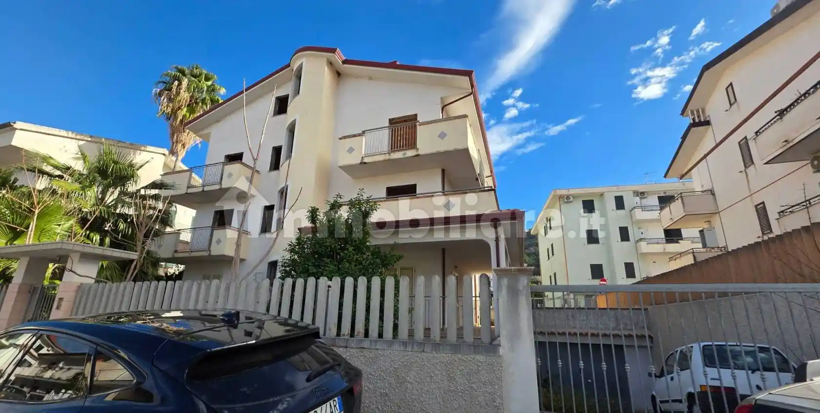 Palazzo - Edificio in vendita a Belmonte Calabro