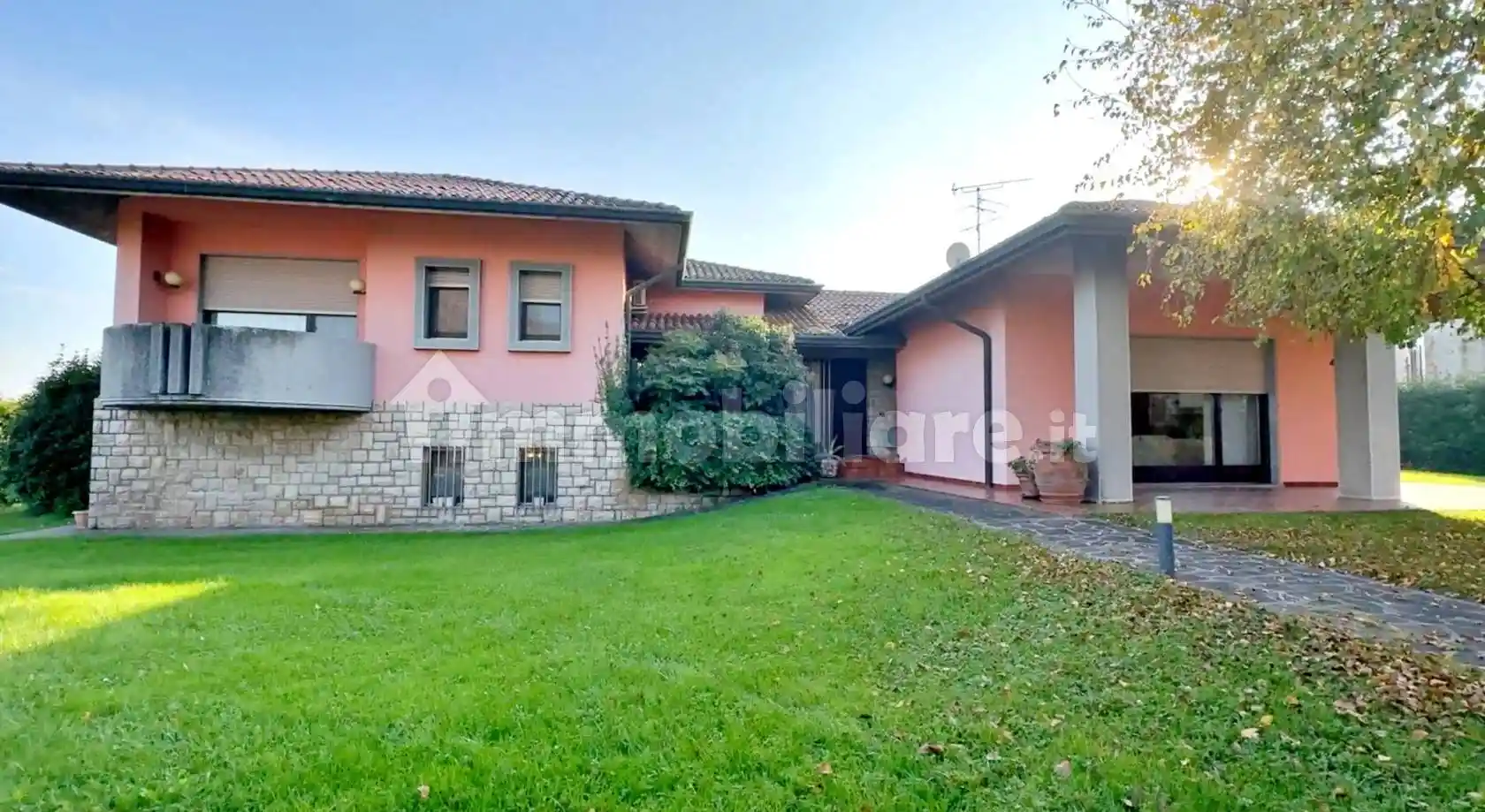 Villa in vendita a Asola
