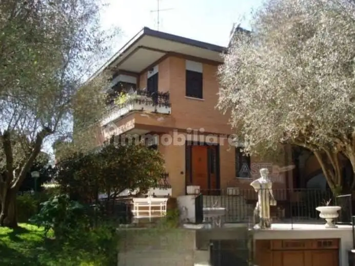 Villa in vendita a Roma