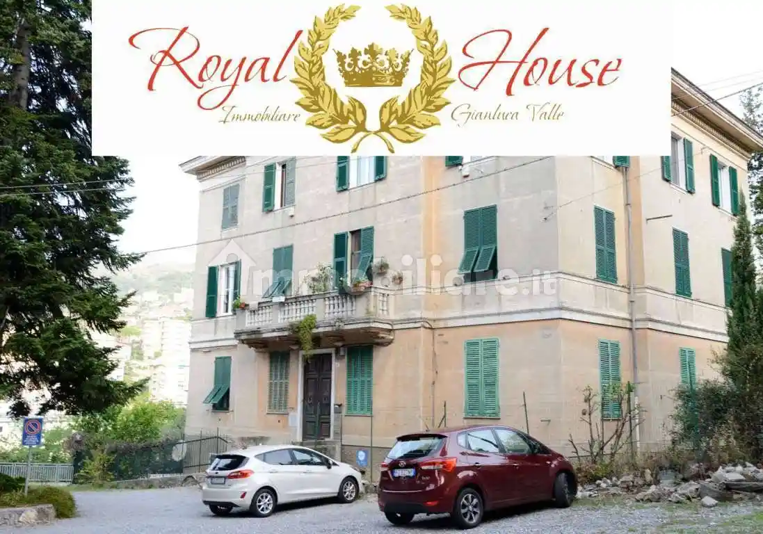 Appartamento in vendita a Genova