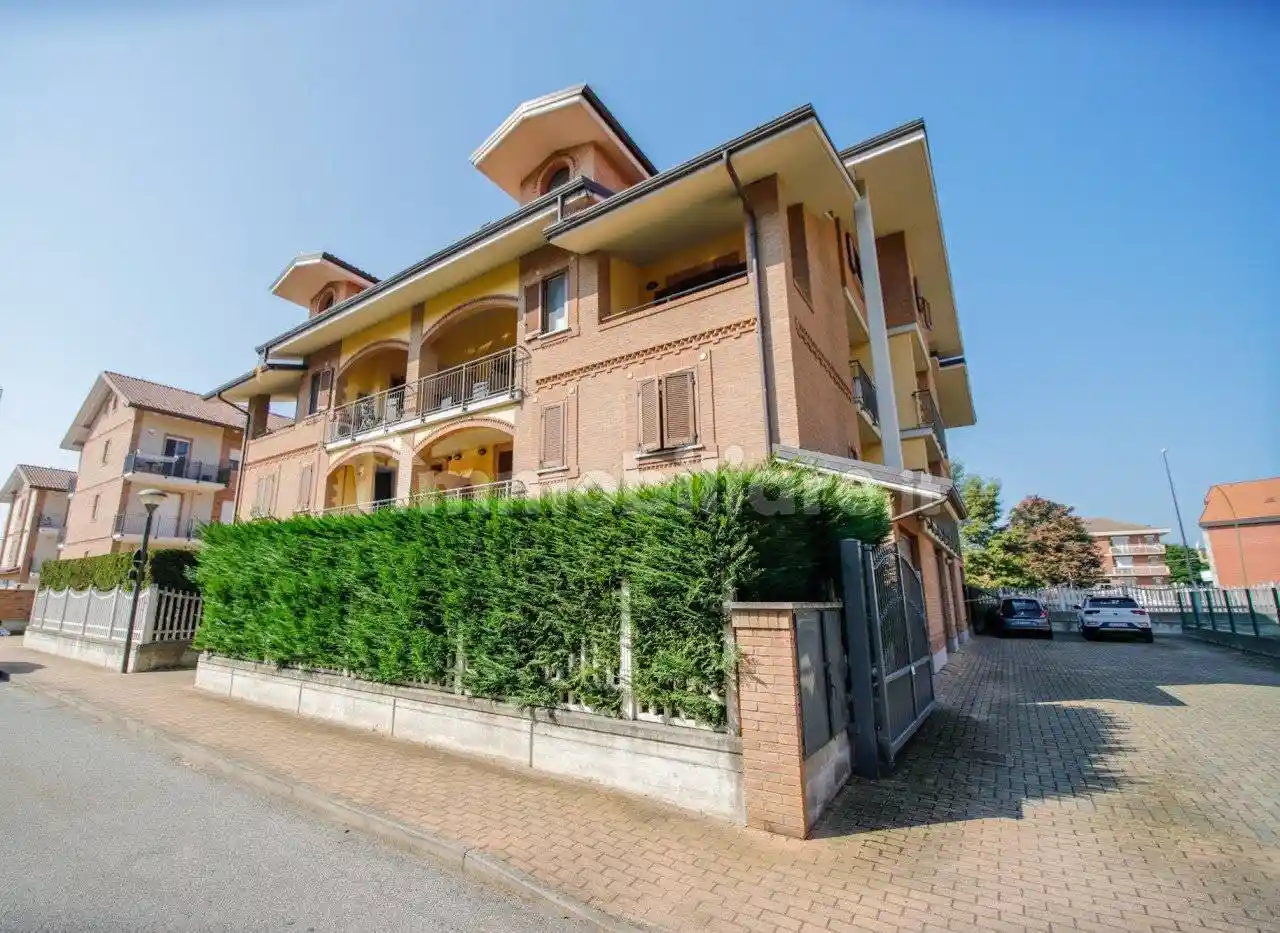 Appartamento in vendita a Leinì