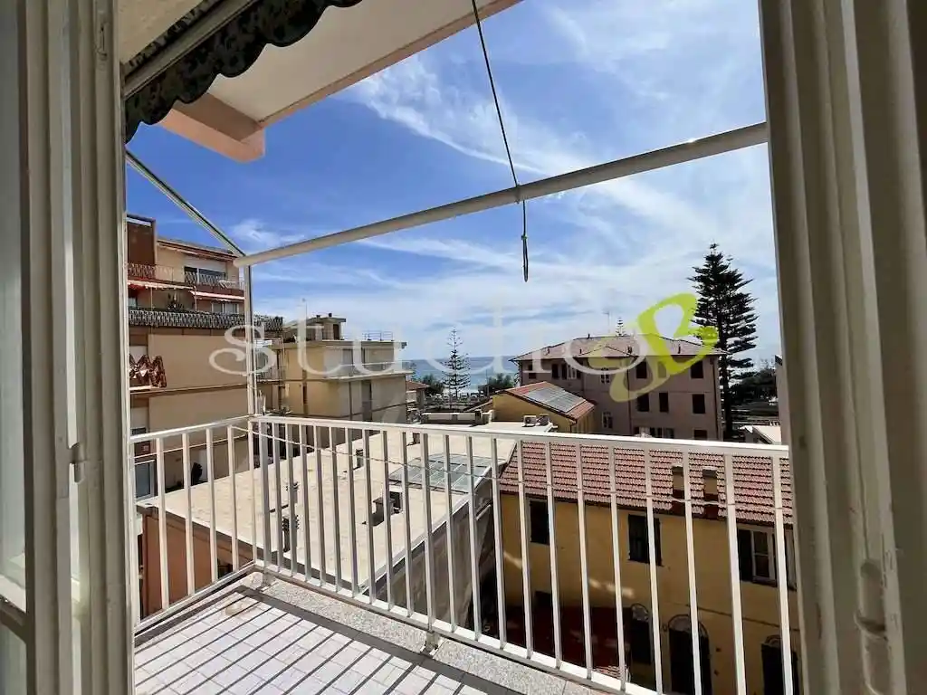 Appartamento in vendita a Bordighera