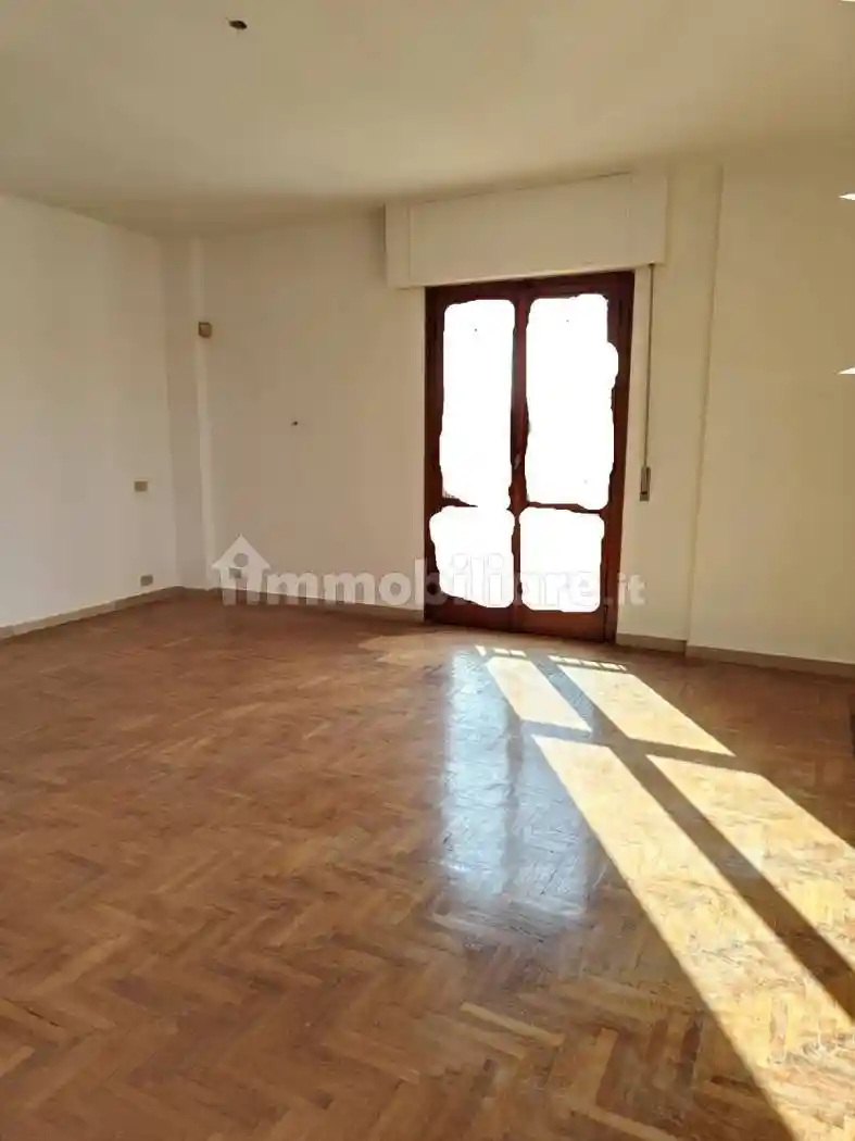 Appartamento in affitto a Pisa