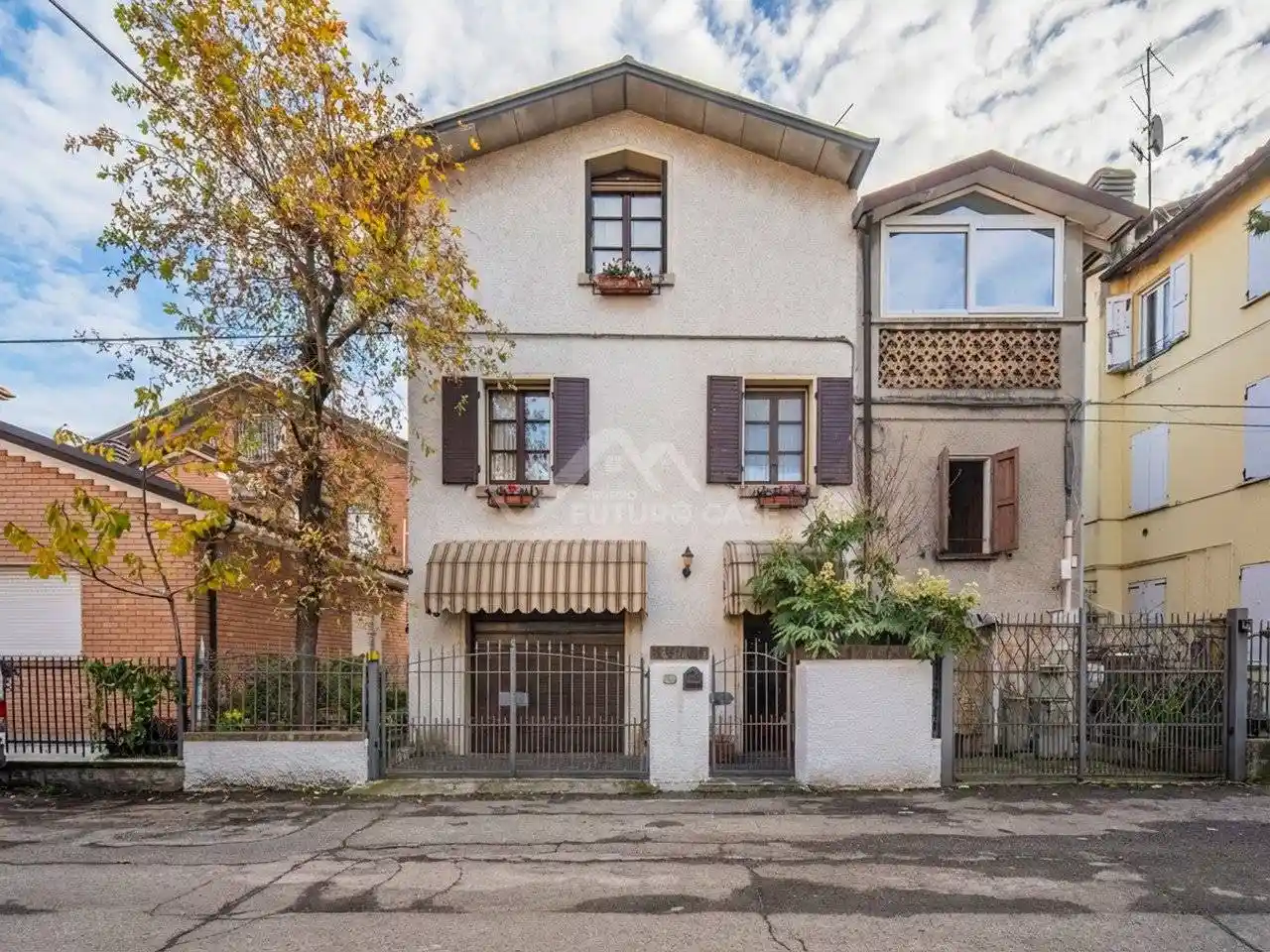 Casa indipendente in vendita a Reggio Emilia