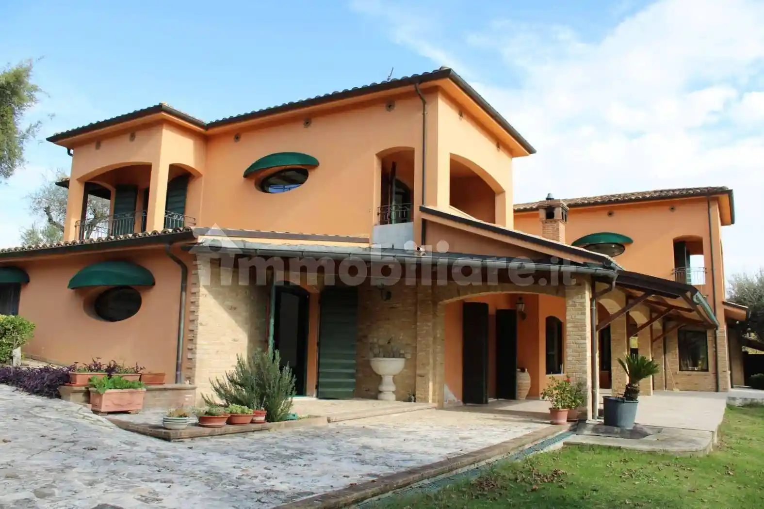 Villa in vendita a Campli