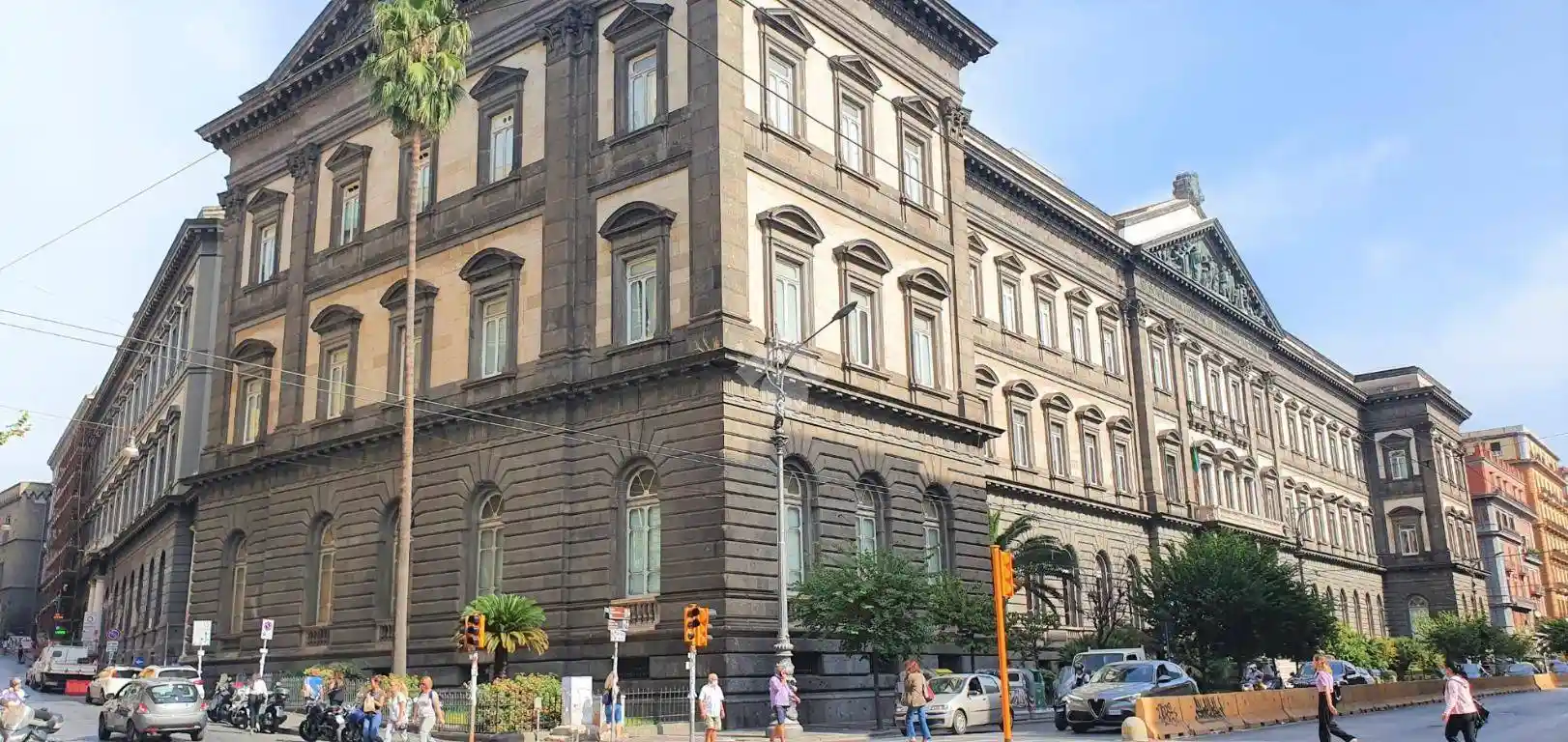 Appartamento in vendita a Napoli