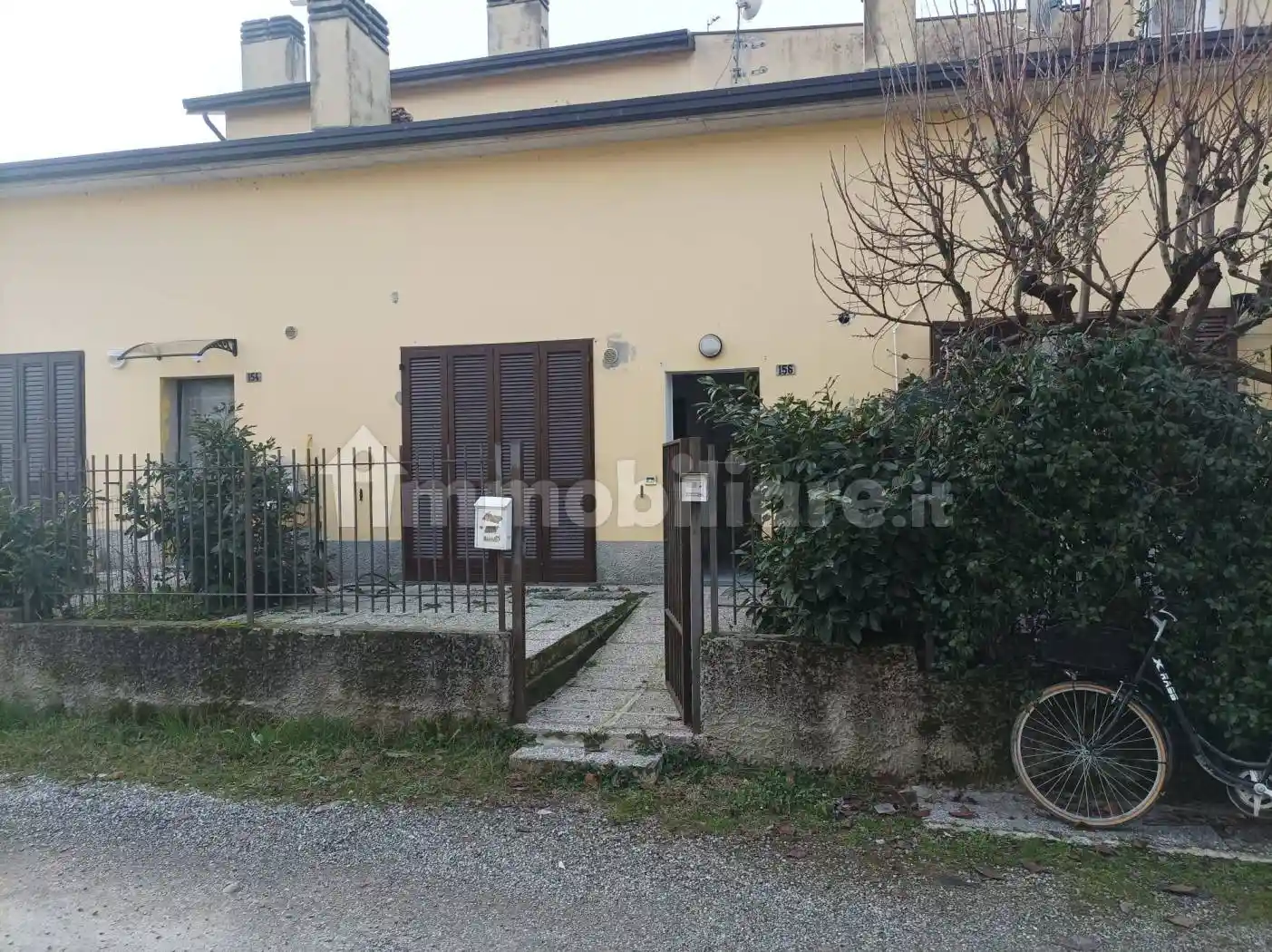 Casa indipendente in vendita a Piacenza