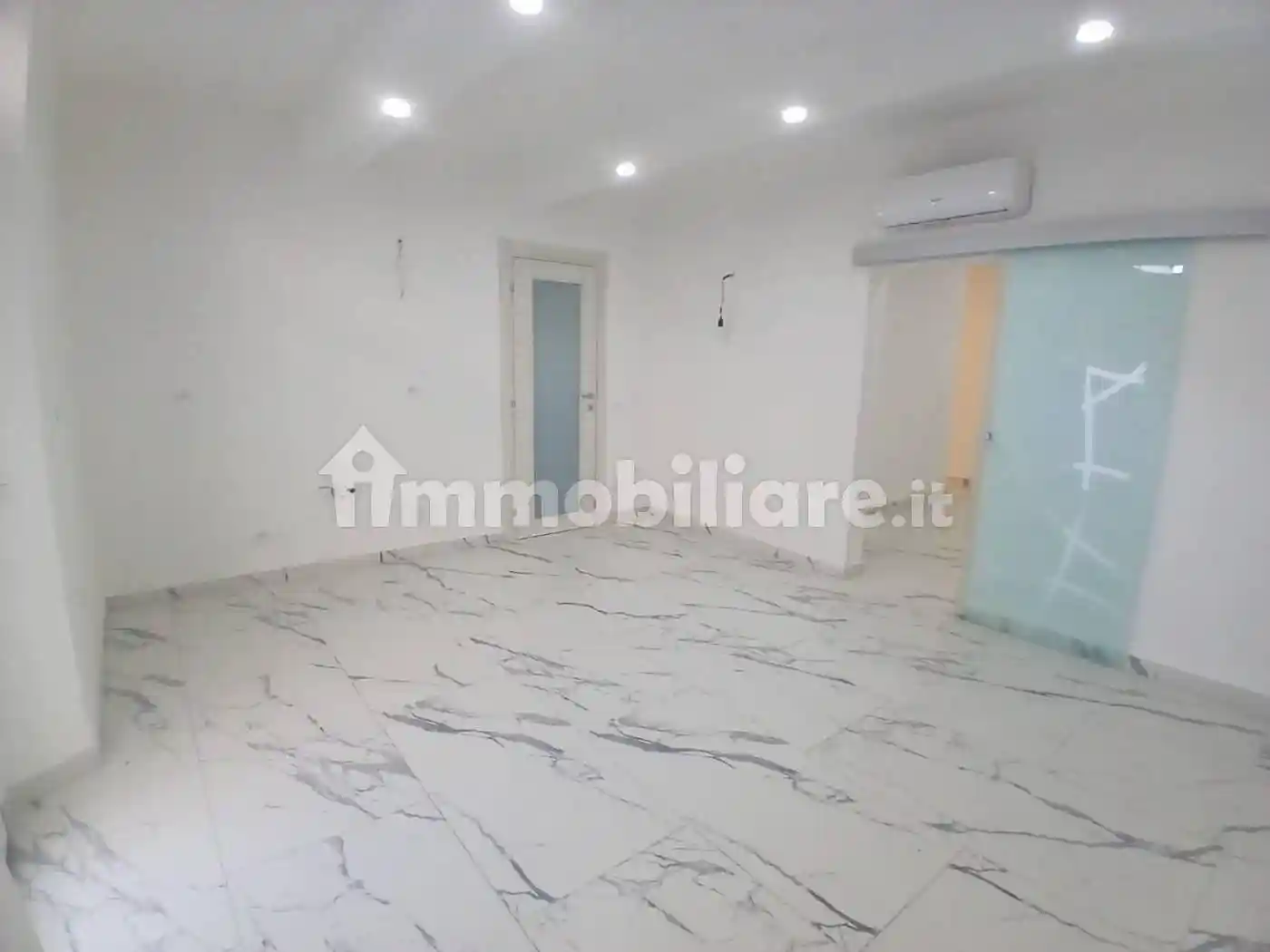 Appartamento in vendita a Livorno