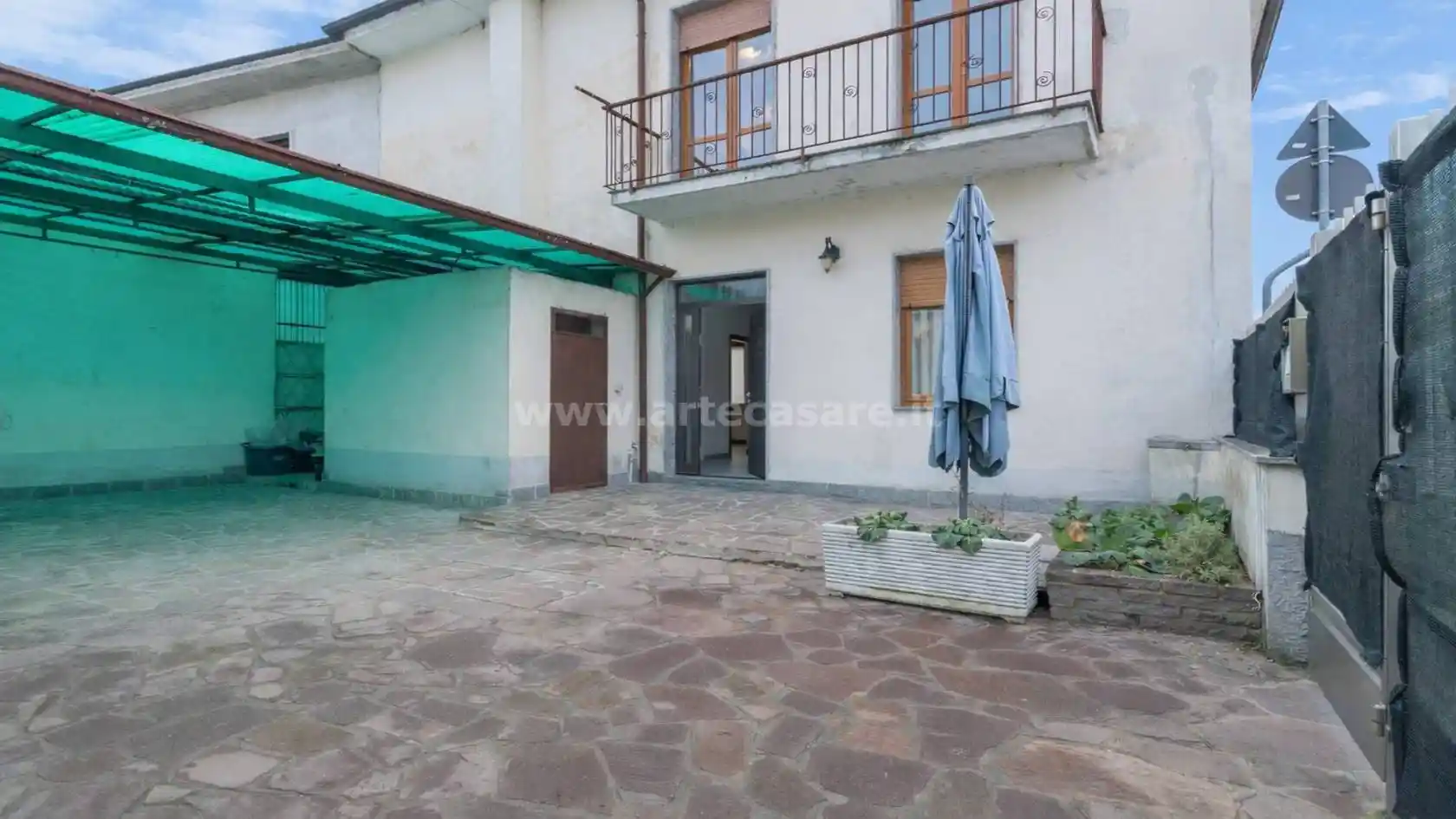 Casa indipendente in vendita a Busto Garolfo