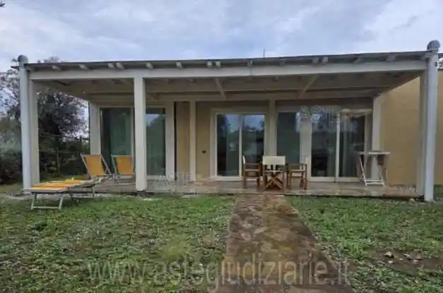 Appartamento in vendita a Cecina