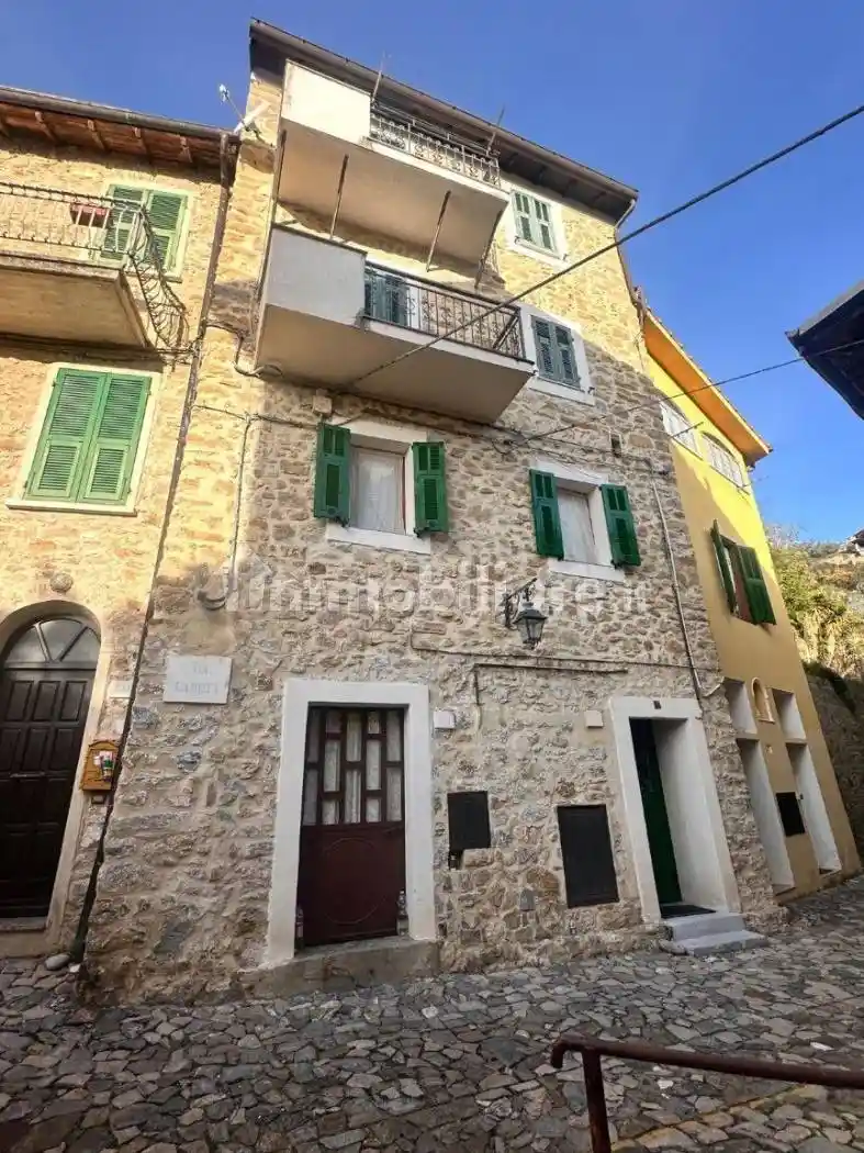 Appartamento in vendita a Vallebona