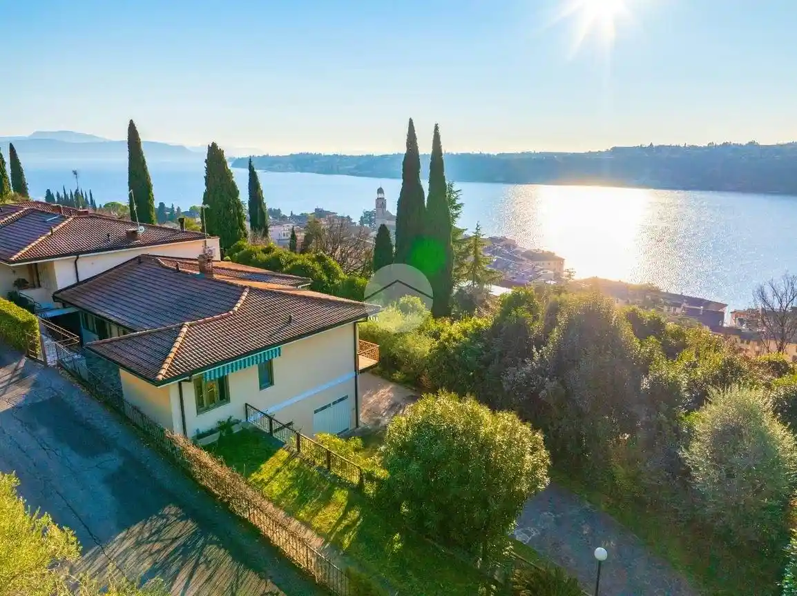 Casa indipendente in vendita a Salò
