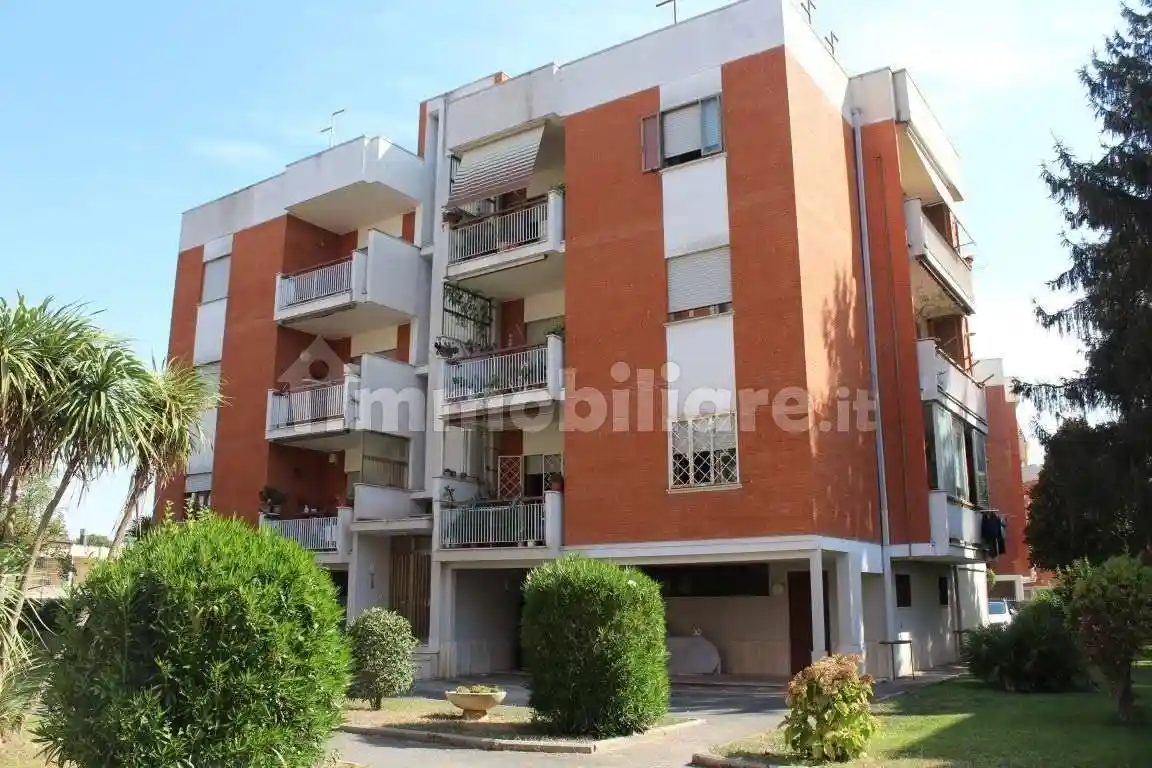 Appartamento in vendita a Aprilia