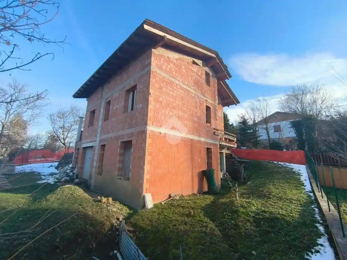 Villa in vendita a San Benedetto Val di Sambro