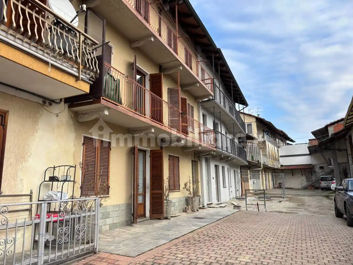 Casa indipendente in vendita a Canale