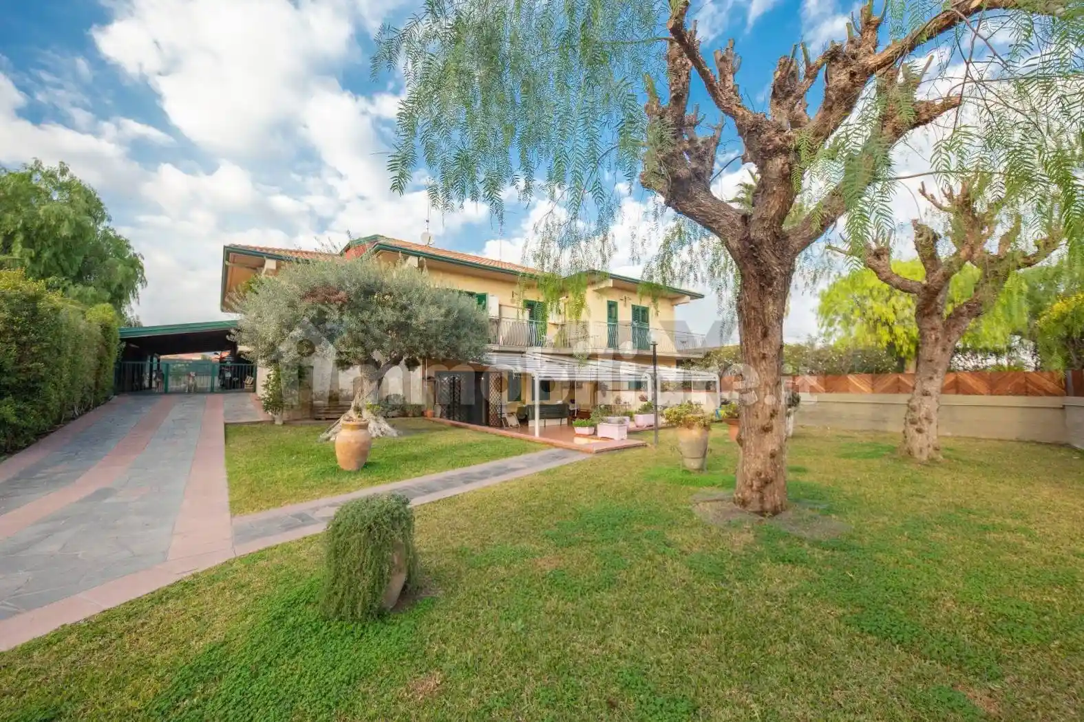 Villa in vendita a Gravina di Catania