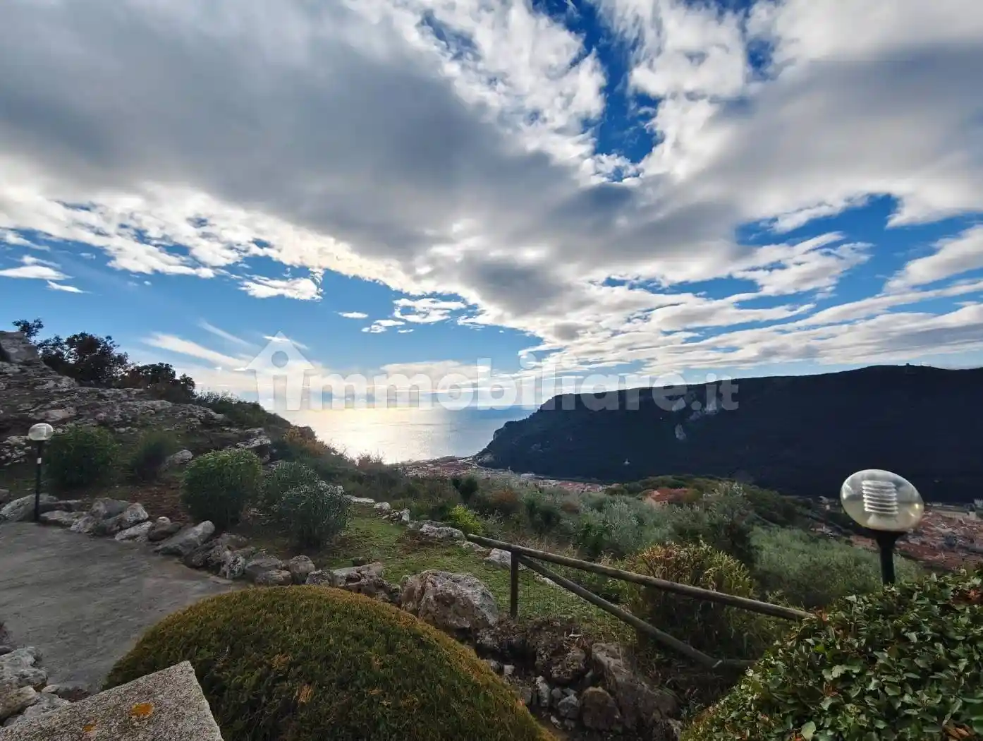 Appartamento in vendita a Finale Ligure