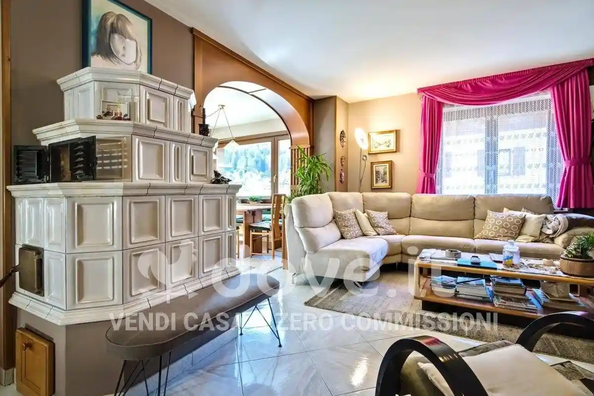 Villa in vendita a Valdisotto