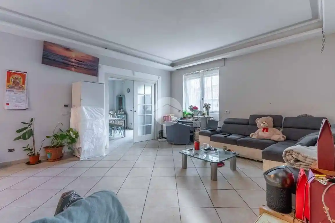 Appartamento in vendita a Trezzano sul Naviglio