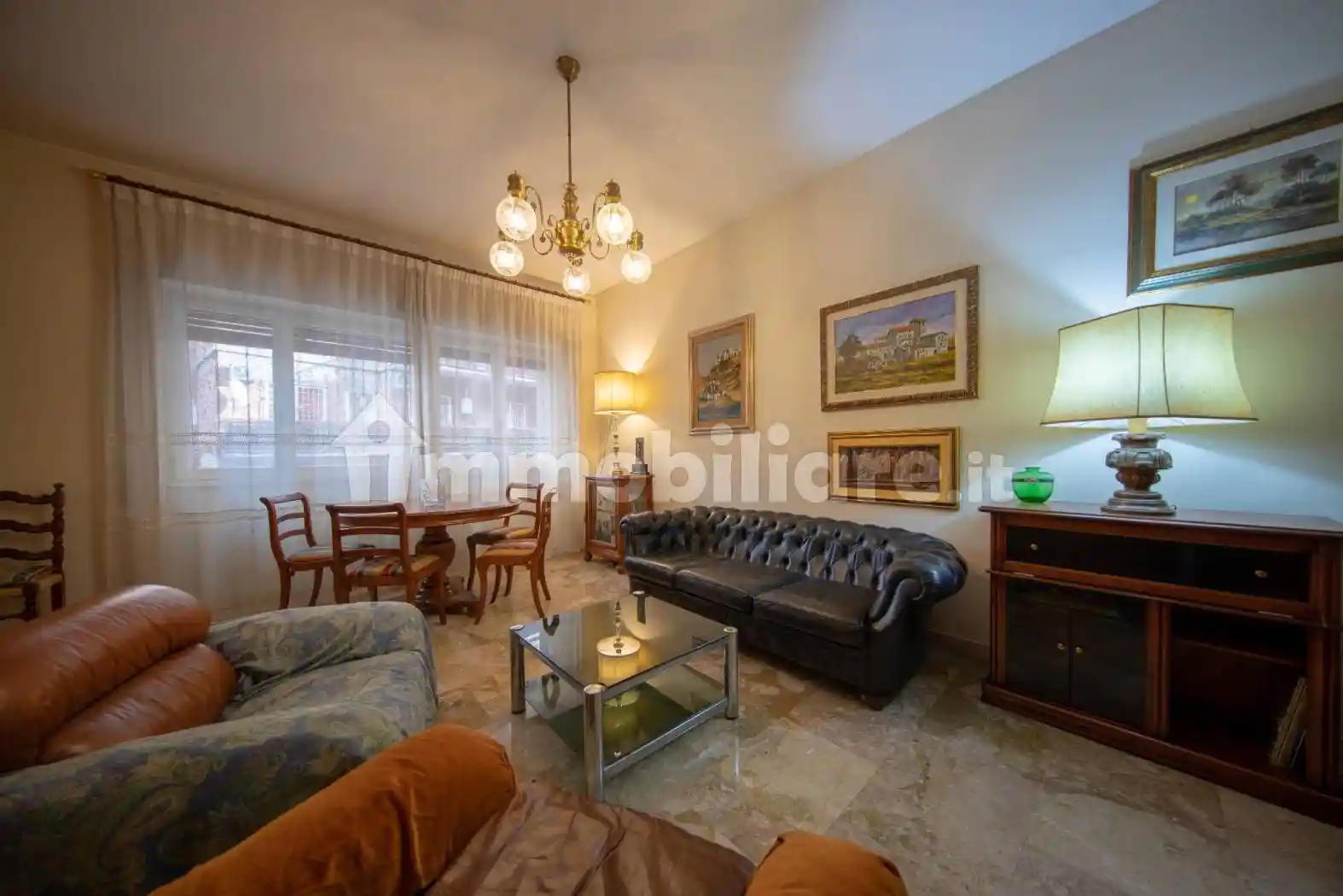 Appartamento in vendita a Roma