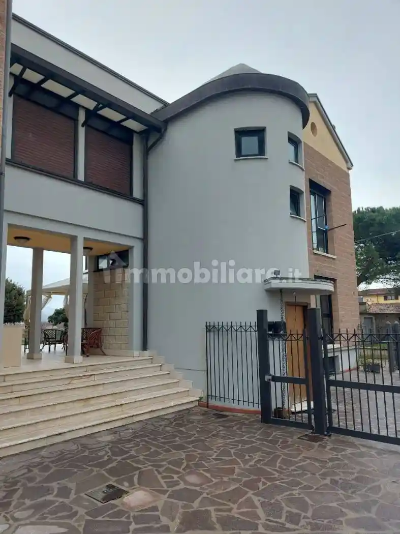 Appartamento in affitto a Arezzo