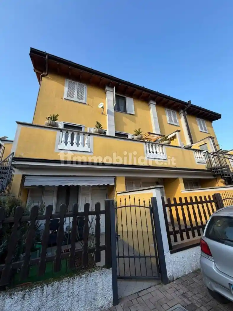 Appartamento in vendita a Spino d'Adda