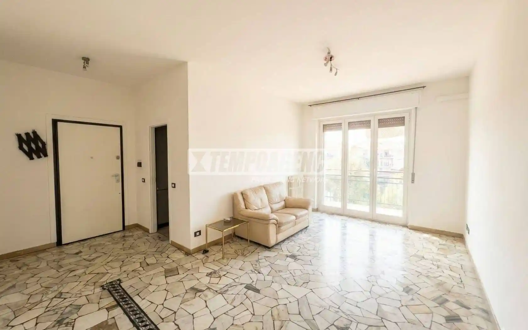 Appartamento in vendita a Garbagnate Milanese