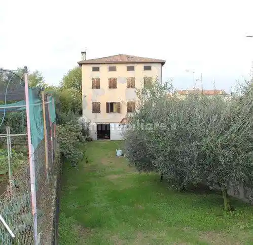 Rustico - Casale in vendita a Rossano Veneto