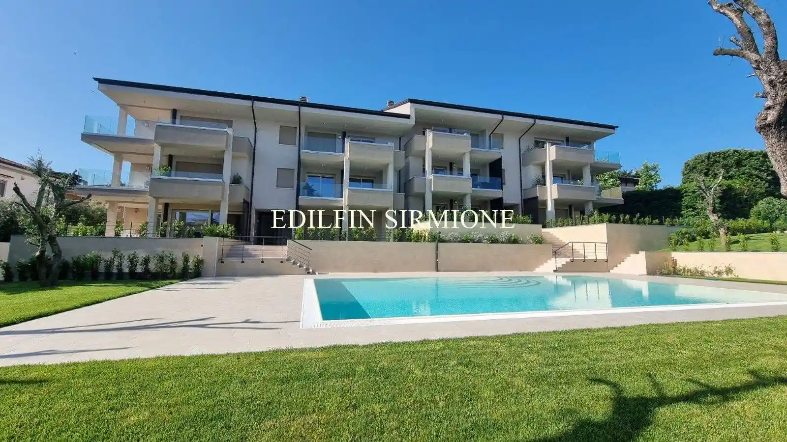 Appartamento in vendita a Desenzano del Garda