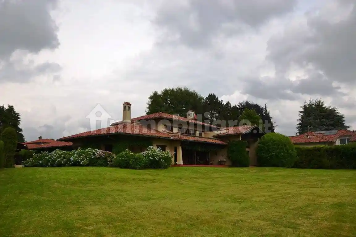 Villa in vendita a Biella