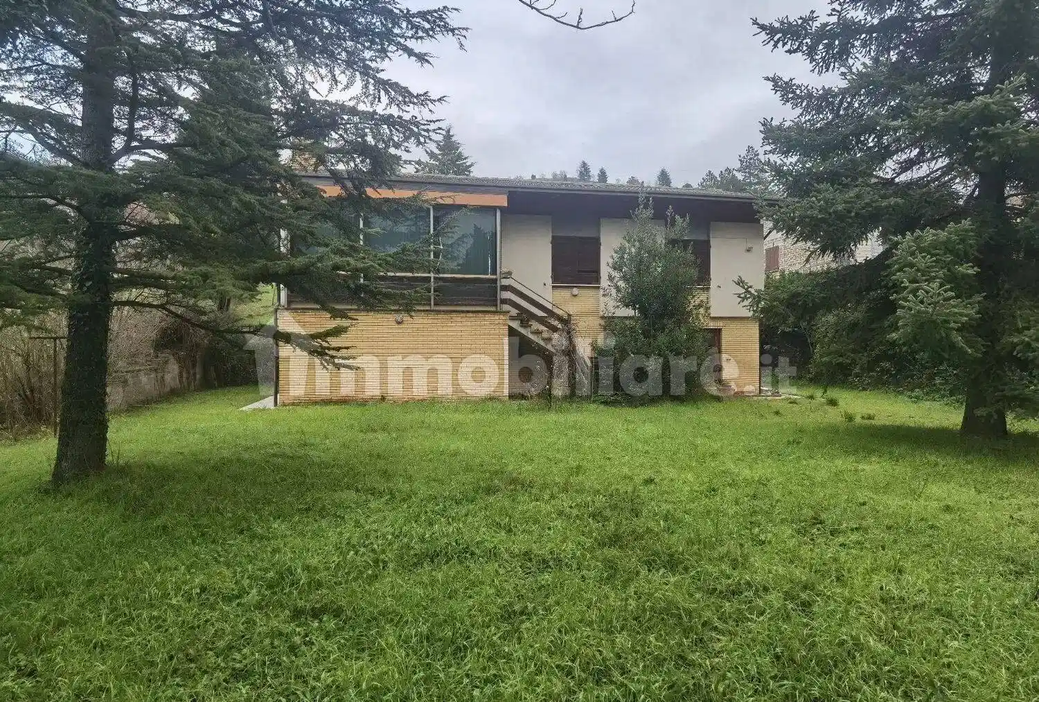 Villa in vendita a Gualdo Tadino