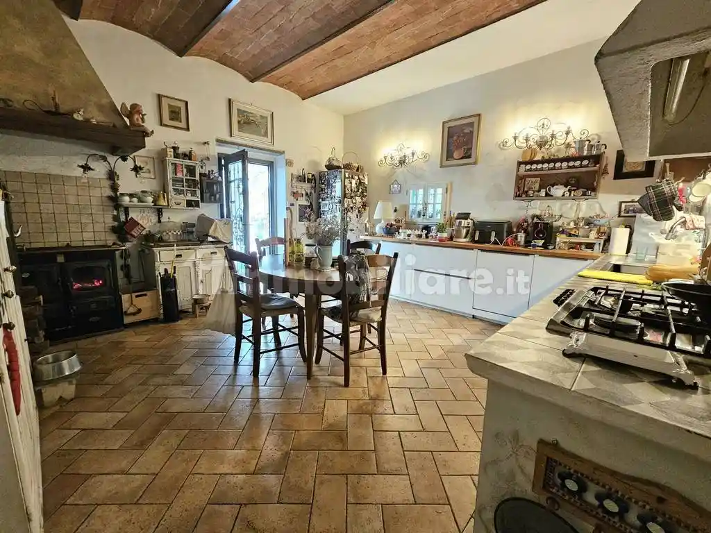 Casa indipendente in vendita a Scandicci