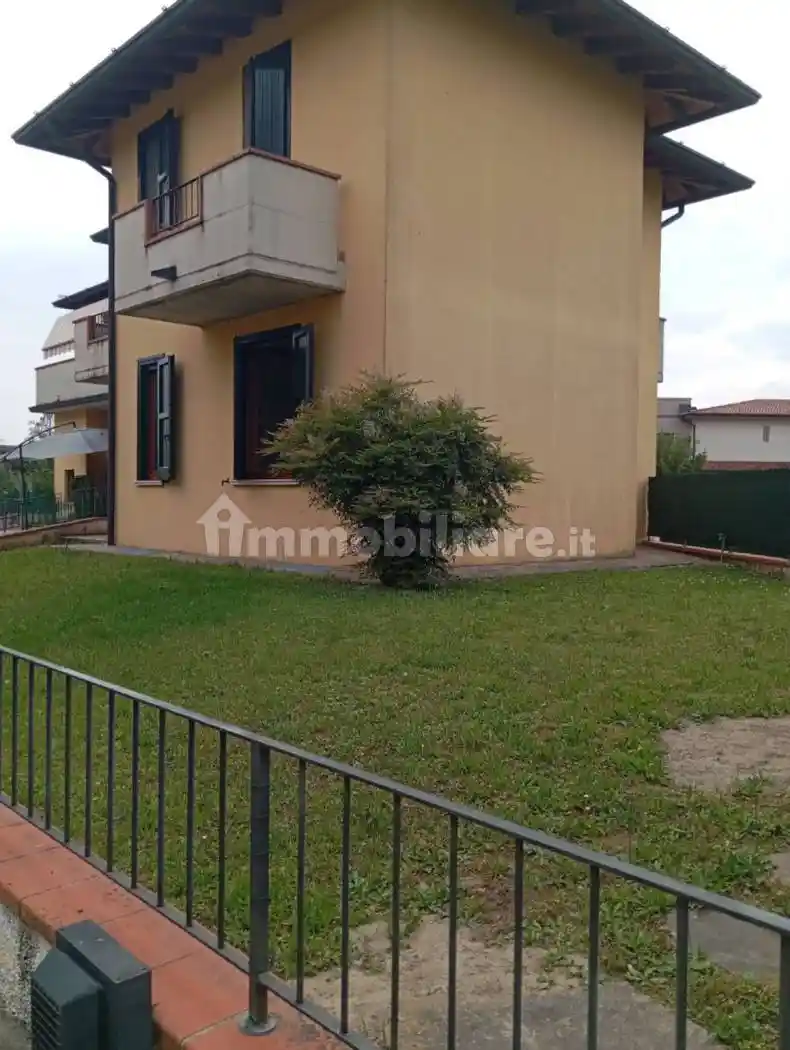 Villetta a schiera in vendita a Torbole Casaglia