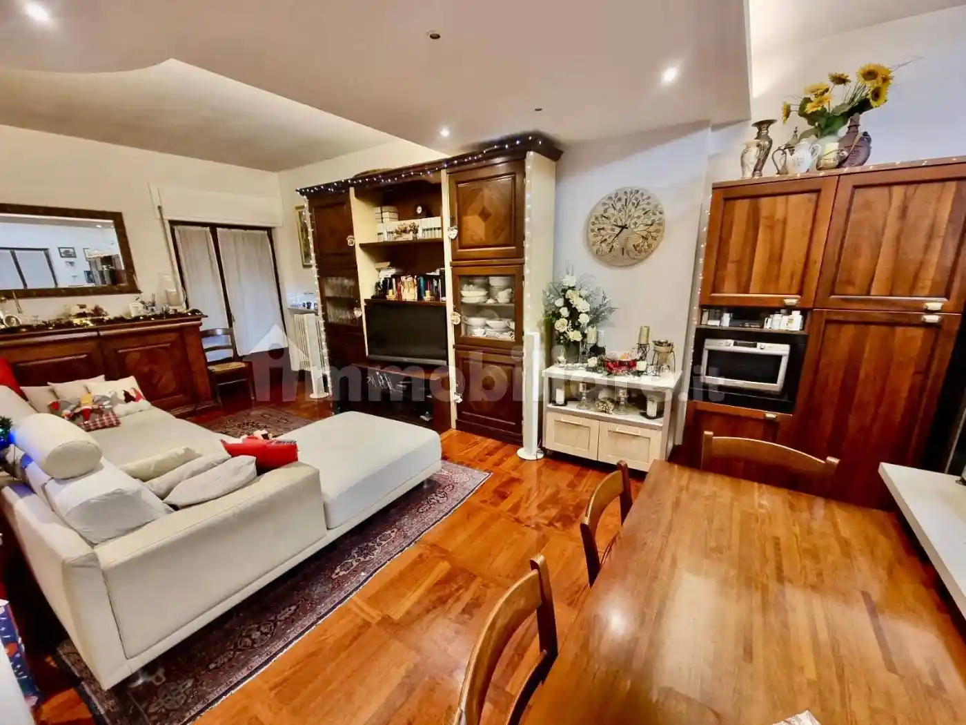 Appartamento in vendita a Piacenza