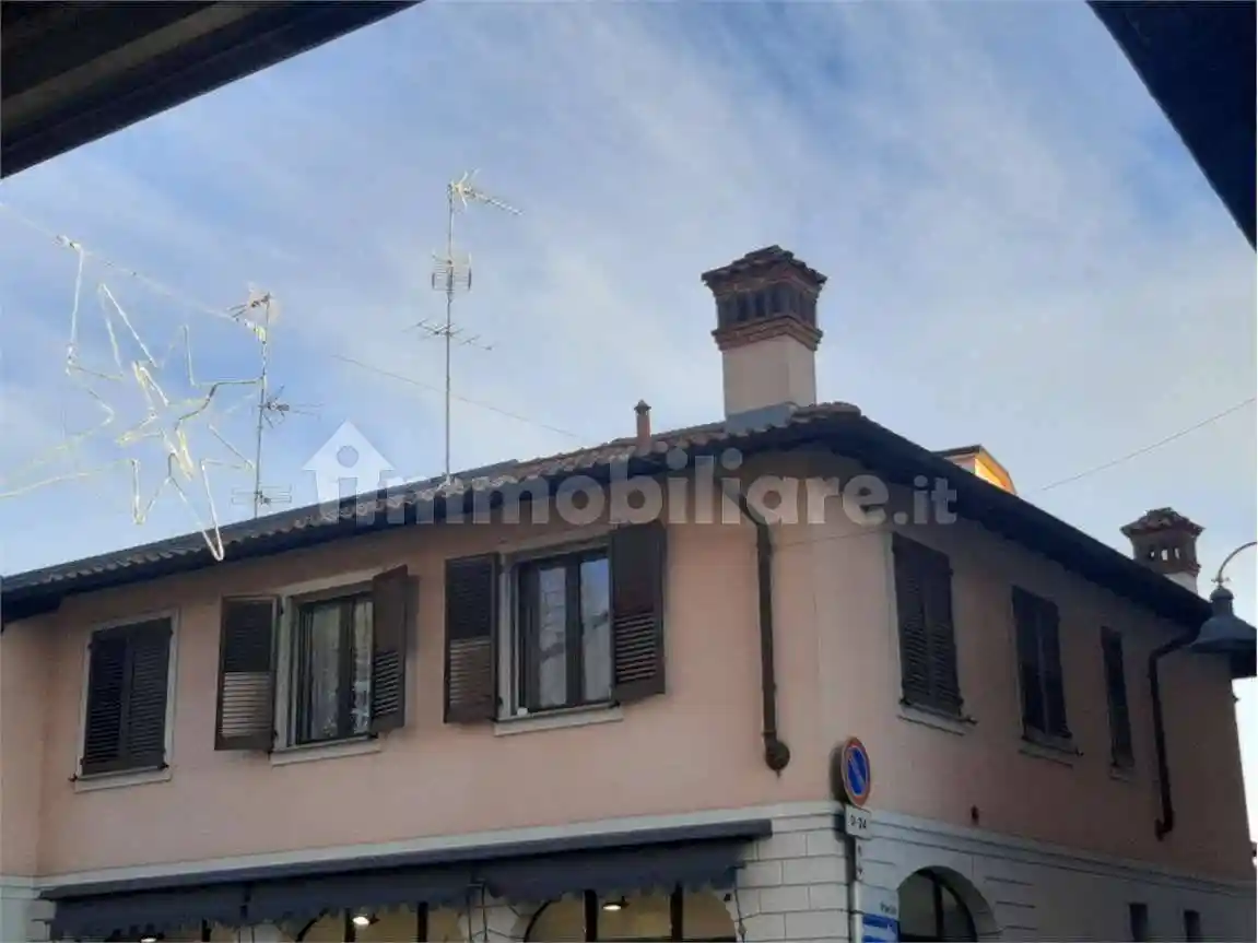 Casa indipendente in vendita a Busto Garolfo