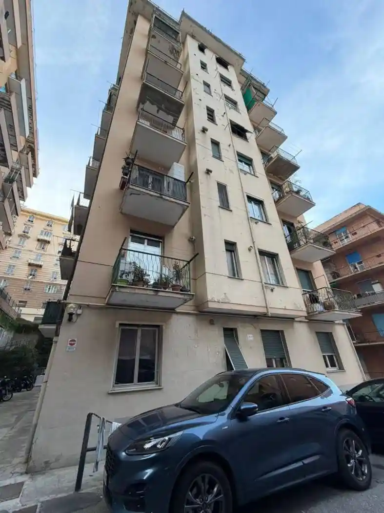 Appartamento in vendita a Genova