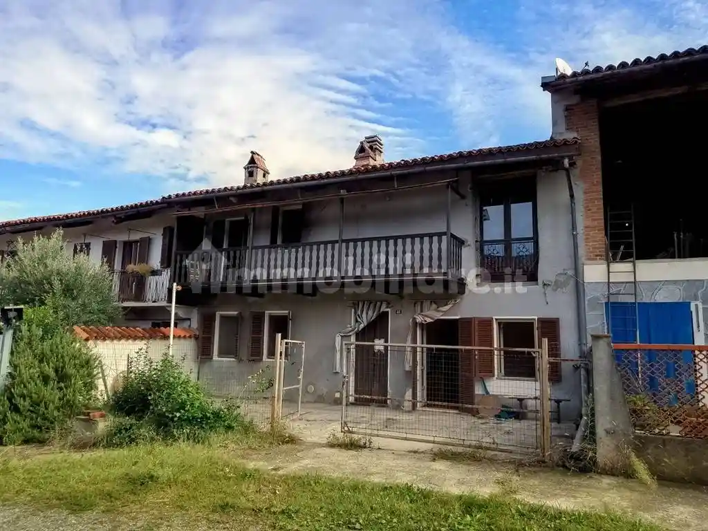 Casa indipendente in vendita a Verrua Savoia