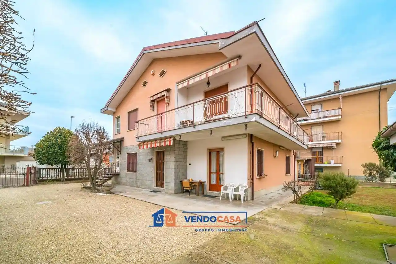 Villa in vendita a Racconigi