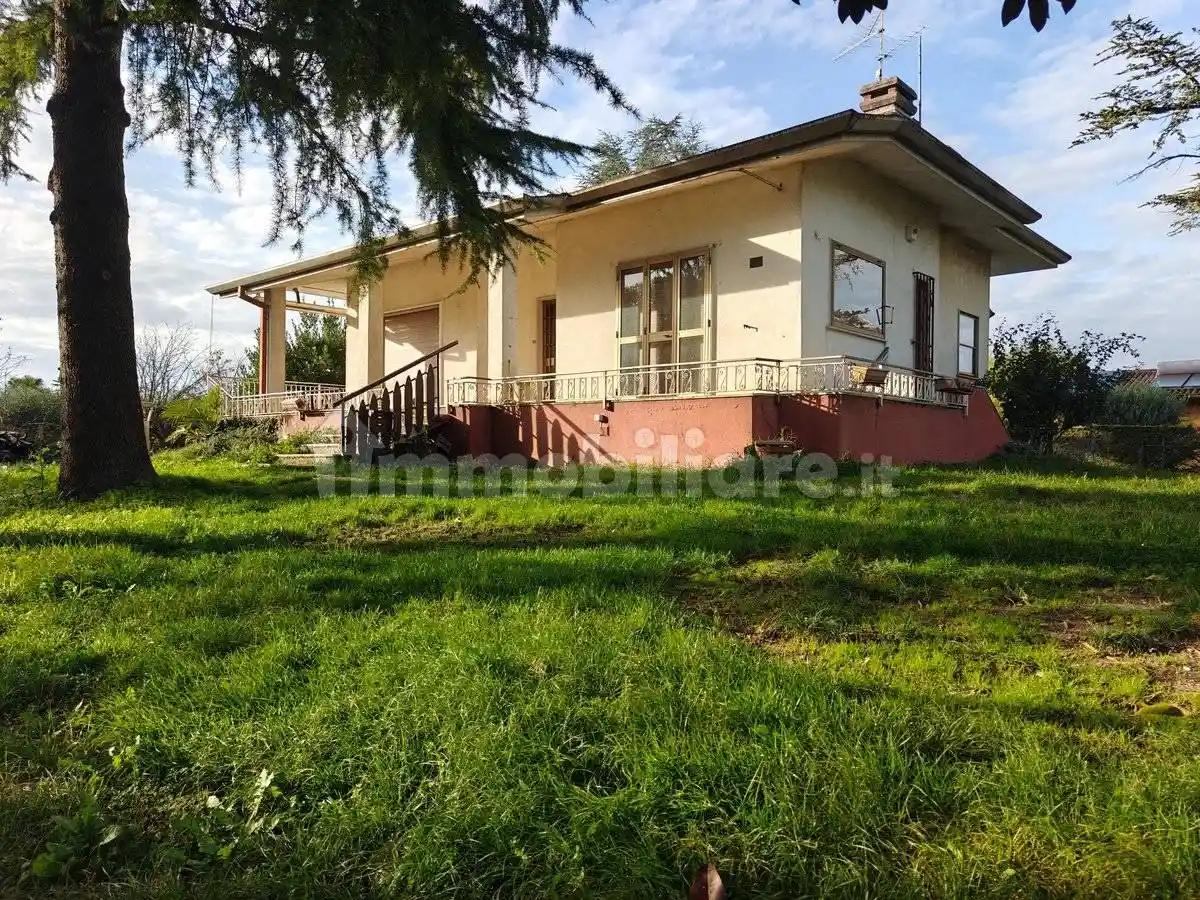 Villa in vendita a Bagnaria Arsa