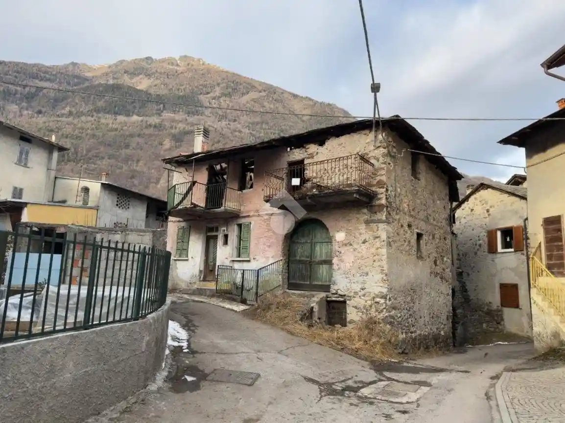Rustico - Casale in vendita a Sernio