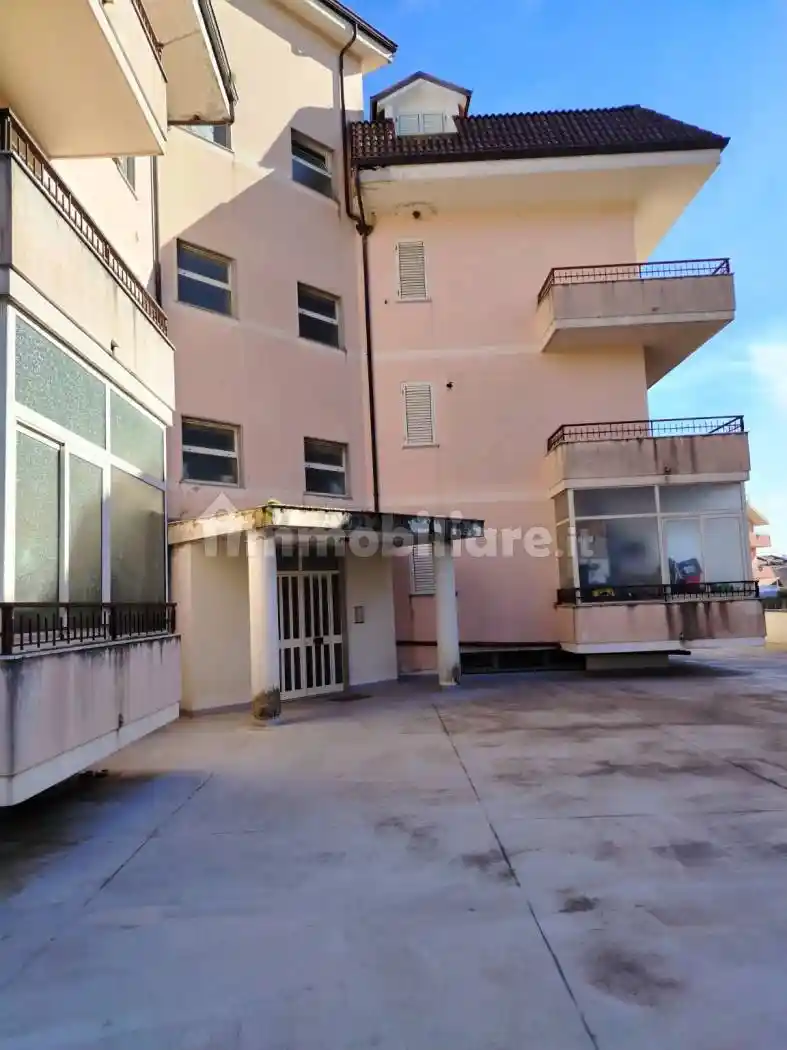 Appartamento in vendita a Ionadi