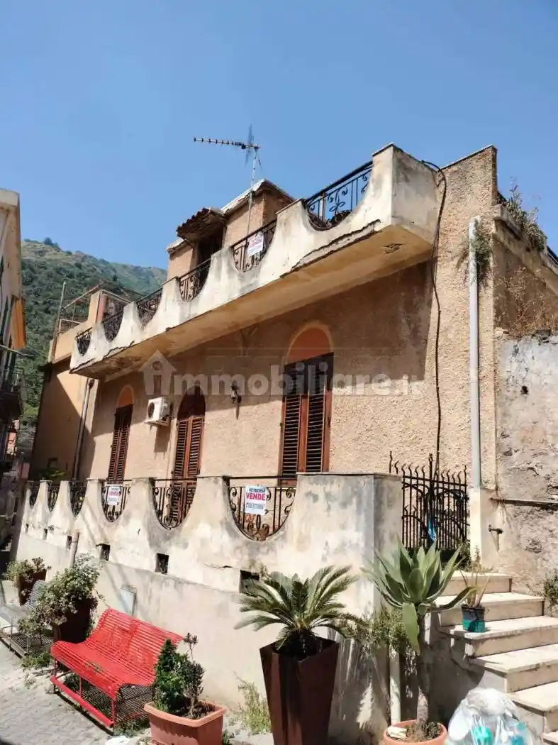 Casa indipendente in vendita a Messina
