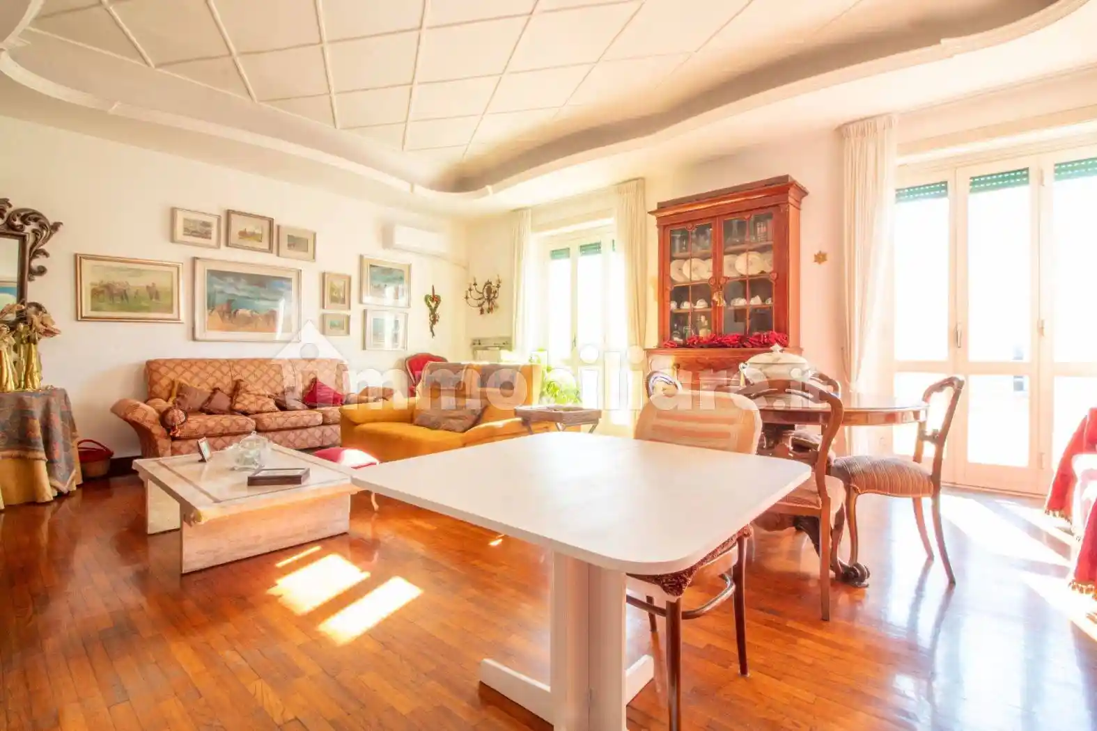 Appartamento in vendita a Napoli