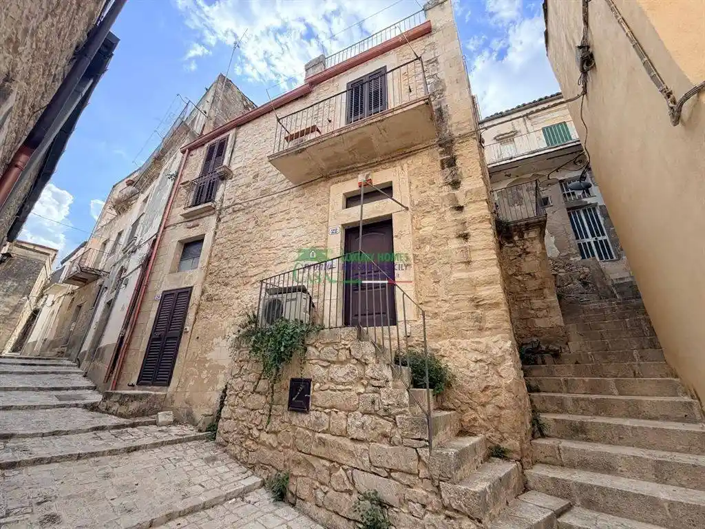 Casa indipendente in vendita a Ragusa