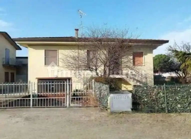 Casa indipendente in vendita a Acquafredda