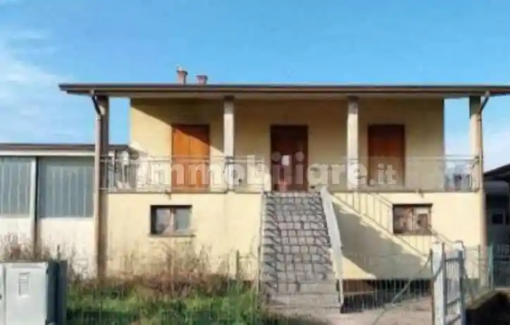 Casa indipendente in vendita a Acquafredda