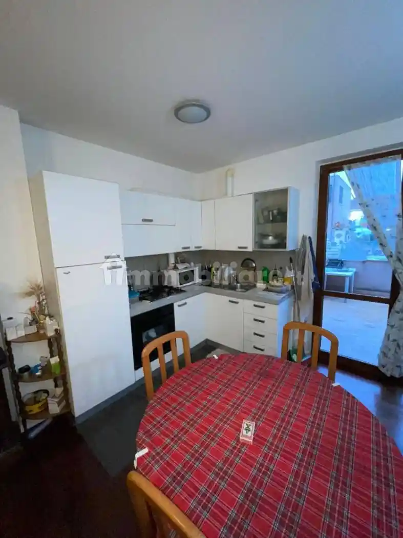 Appartamento in affitto a Jesi