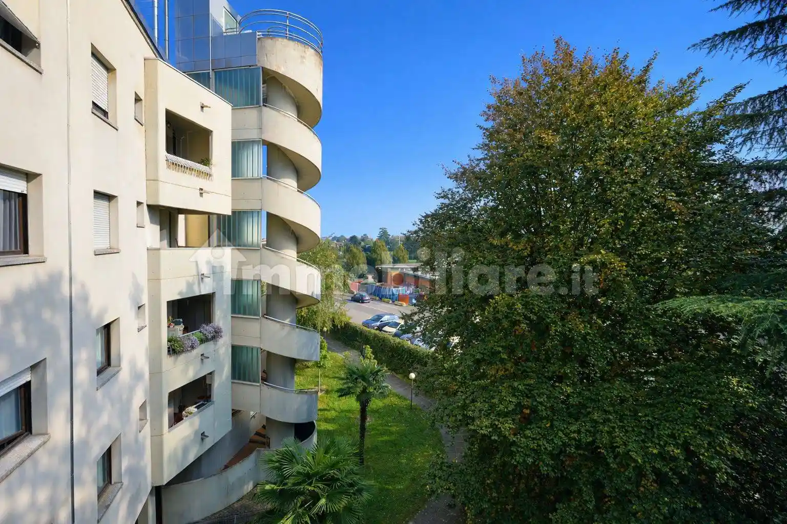 Appartamento in vendita a Monza